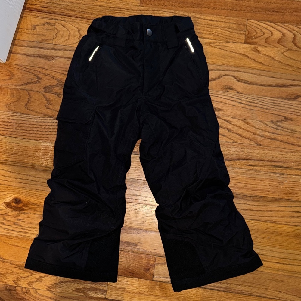 Columbia Kids Black Snow Pants. XXS (4/5)
